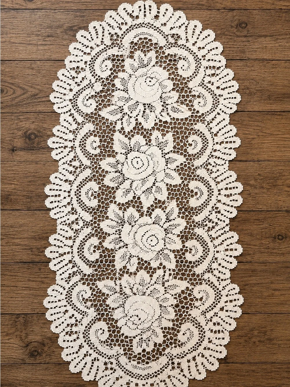 Vintage White Crochet Lace Table Runner Floral Scalloped Edge 32.5” x 14.5”